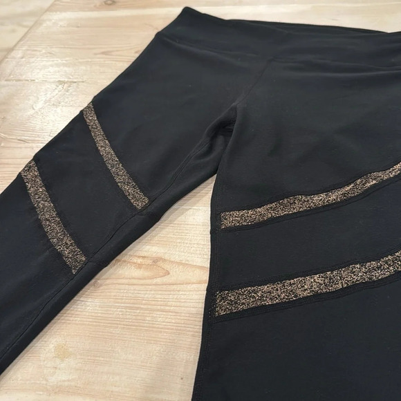 Fabletics pants - Picture 2 of 6